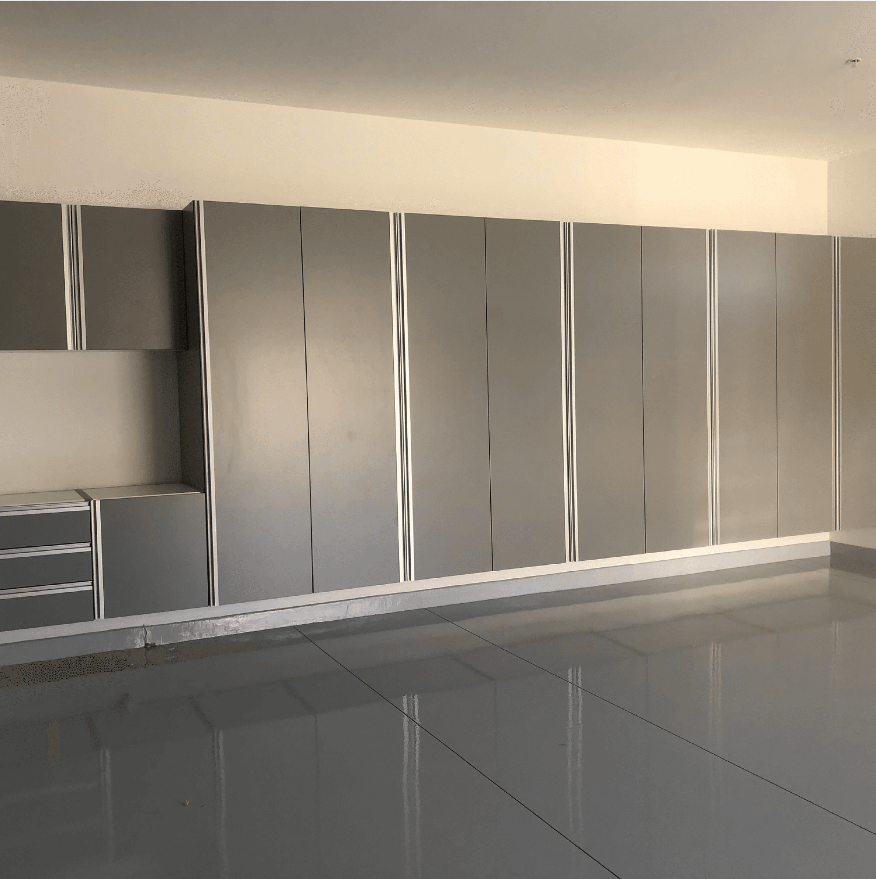 garage cabinets